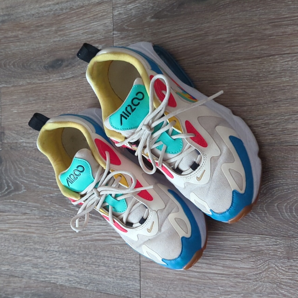 Nike Women's Air Max 200